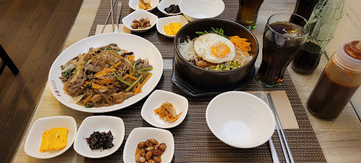 Bonjuk y bibimbap — GASTRONOMIA en Madrid