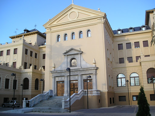 Colegio Mayor Padre Poveda — INMOBILIARIA en Madrid