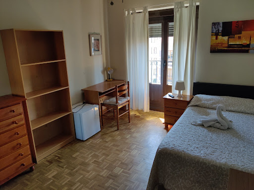 Residencia Femenina Santa Gema — INMOBILIARIA en Madrid