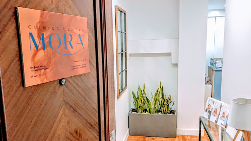 Clínica Dental Jesús Mora | Dentista Argüelles — SALUD en Madrid