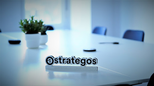 Consultora de asuntos Públicos Estrategos ® — SERVICIOS en Madrid