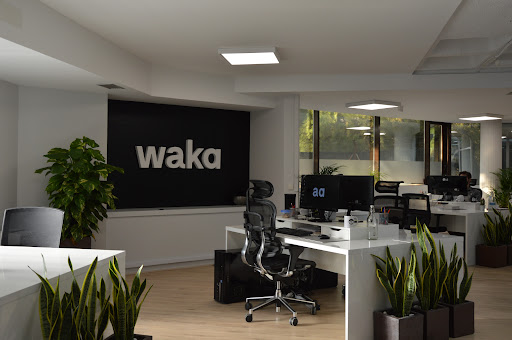 Estudio Branding waka — TECNOLOGIA en Madrid